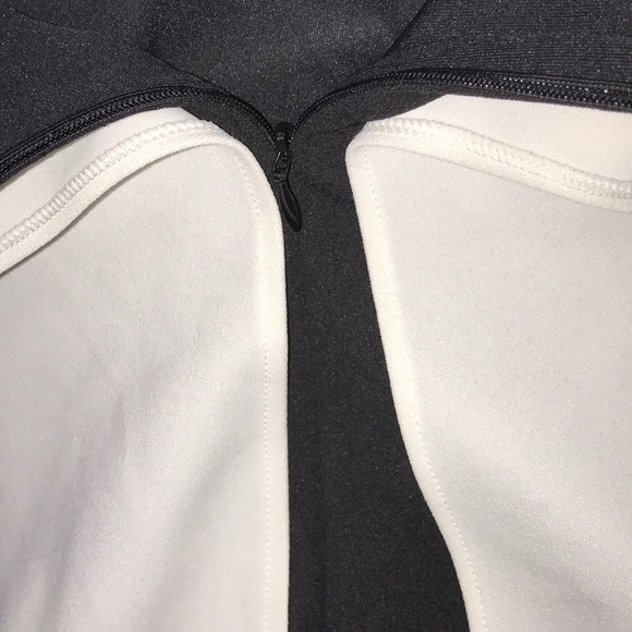 Stunning designer dress by REGINA SALOMAO - Picture 5 of 6